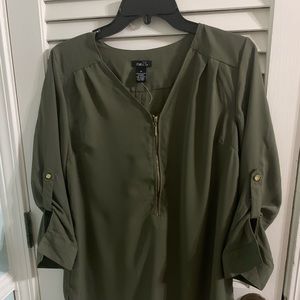 Rue 21 olive zippered blouse